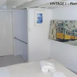 Alfama Vintage 1 Guests - Alfama Vintage 2 Five Guests - Alfama Vintage 3 Three Guests Apartament