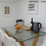 Apartament Alfama Vintage 1 Guests - Alfama Vintage 2 Five Guests - Alfama Vintage 3 Three Guests Lizbona