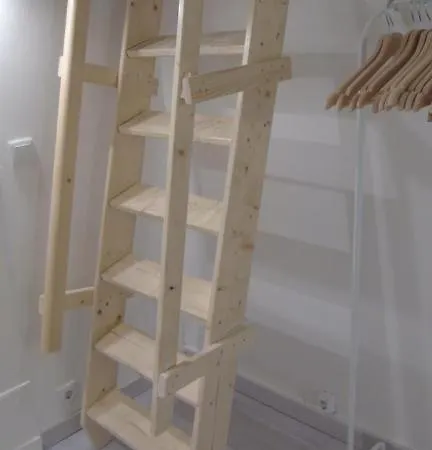 Alfama Vintage 1 Guests - Alfama Vintage 2 Five Guests - Alfama Vintage 3 Three Guests Апартаменти