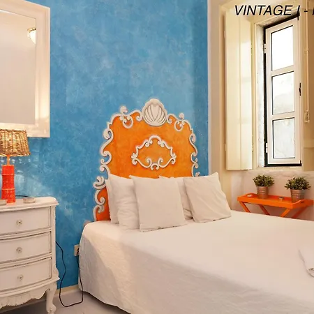 Alfama Vintage 1 Guests - Alfama Vintage 2 Five Guests - Alfama Vintage 3 Three Guests