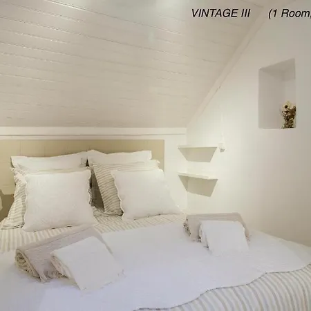 Alfama Vintage 1 Guests - Alfama Vintage 2 Five Guests - Alfama Vintage 3 Three Guests Lisboa