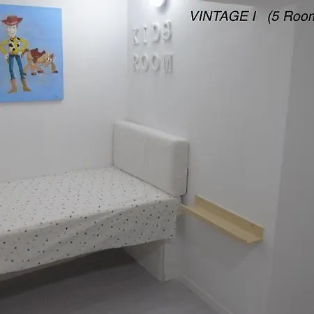 Alfama Vintage 1 Guests - Alfama Vintage 2 Five Guests - Alfama Vintage 3 Three Guests ליסבון